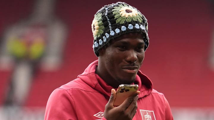 Manchester United v Burnley - Premier League - Old Trafford Manchester United v Burnley - Premier League - Old Trafford