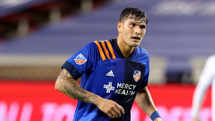 Chivas tiene en la mira a Brandon Vázquez