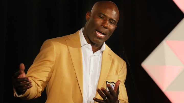 Terrell Davis, former Denver Bronco running-back, spoke at They   re Off! Luncheon, the official corporate kick-off of the 2022 Kentucky Derby Festival. April 22, 2022