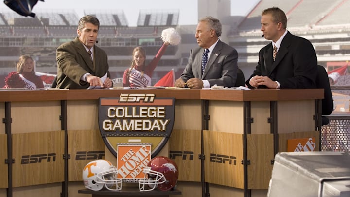 Tennessee Volunteers v Arkansas Razorbacks