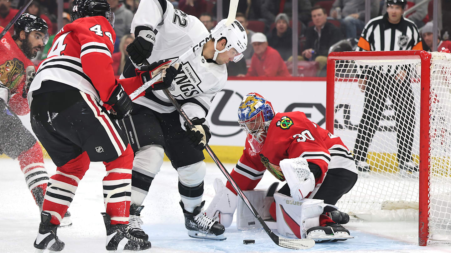 3 things the LA Kings must do to finally beat the Chicago Blackhawks