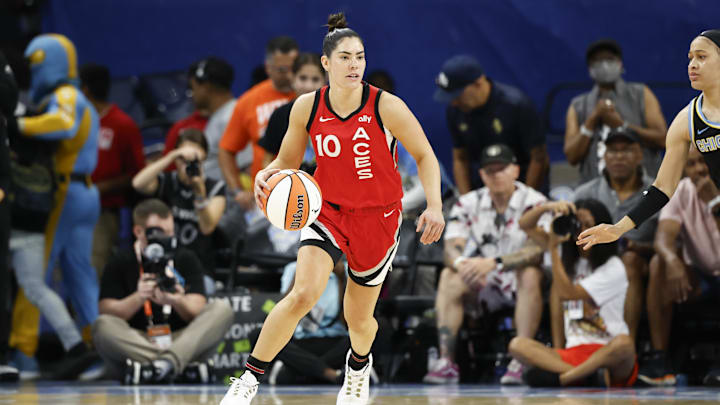 Aug 25, 2024; Chicago, Illinois, USA; Las Vegas Aces guard Kelsey Plum (10) looks to pass the ball against the Chicago Sky during the first half at Wintrust Arena. Mandatory Credit: Kamil Krzaczynski-Imagn Images