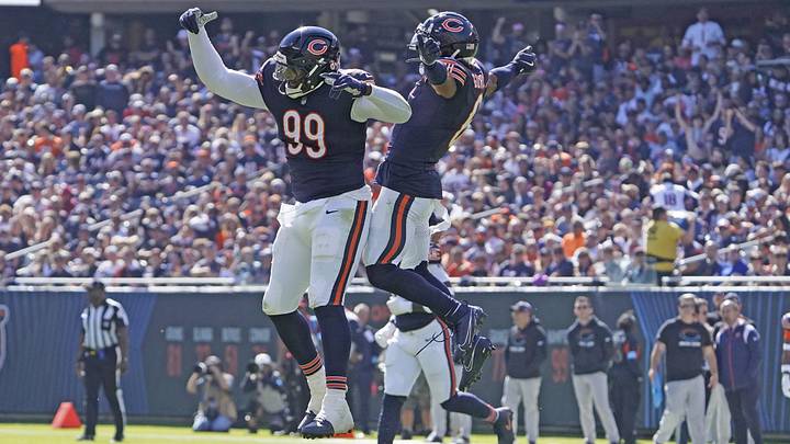Chicago Bears cornerback Kyler Gordon (6) and defensive tackle Gervon Dexter Sr.