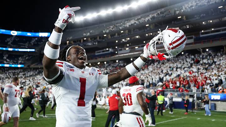 Wisconsin v Penn State Wisconsin v Penn State