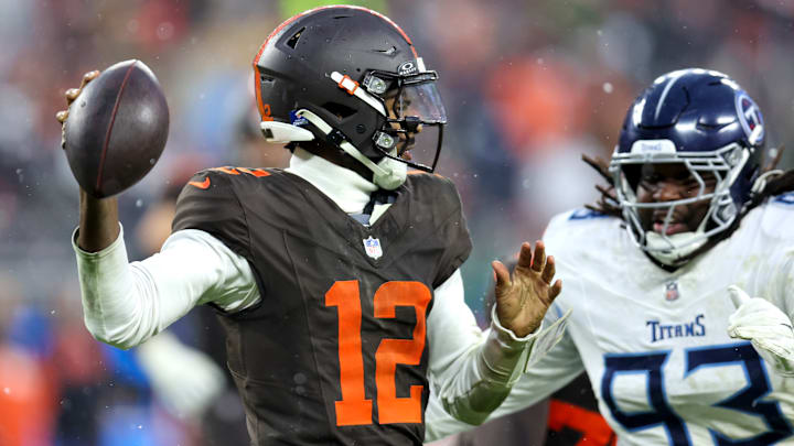 NFL: DEC 07 Titans at Browns NFL: DEC 07 Titans at Browns