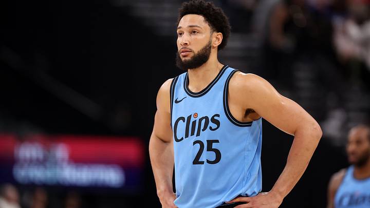 Apr 5, 2025; Inglewood, California, USA; Los Angeles Clippers guard Ben Simmons (25) looks on during the first half against the Dallas Mavericks at Intuit Dome. Mandatory Credit: Kiyoshi Mio-Imagn Images Apr 5, 2025; Inglewood, California, USA; Los Angeles Clippers guard Ben Simmons (25) looks on during the first half against the Dallas Mavericks at Intuit Dome. Mandatory Credit: Kiyoshi Mio-Imagn Images