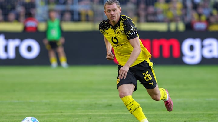 Borussia Dortmund v Sport-Club Freiburg - Bundesliga