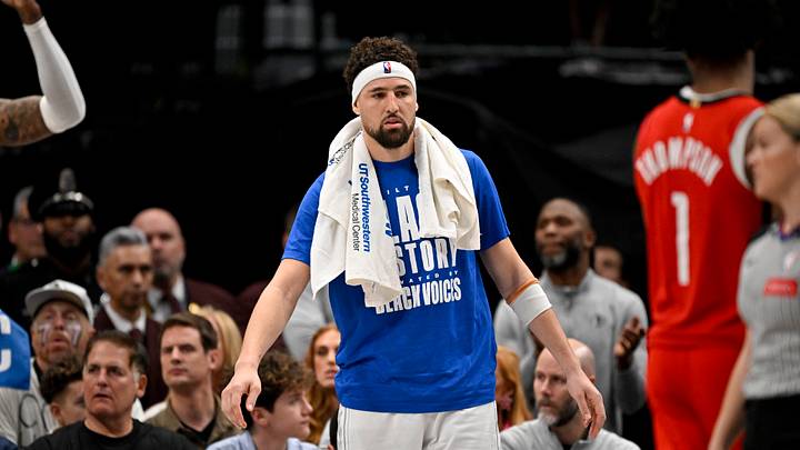 Feb 8, 2025; Dallas, Texas, USA; Dallas Mavericks guard Klay Thompson (31) during the game between the Dallas Mavericks and the Houston Rockets at the American Airlines Center. Mandatory Credit: Jerome Miron-Imagn Images