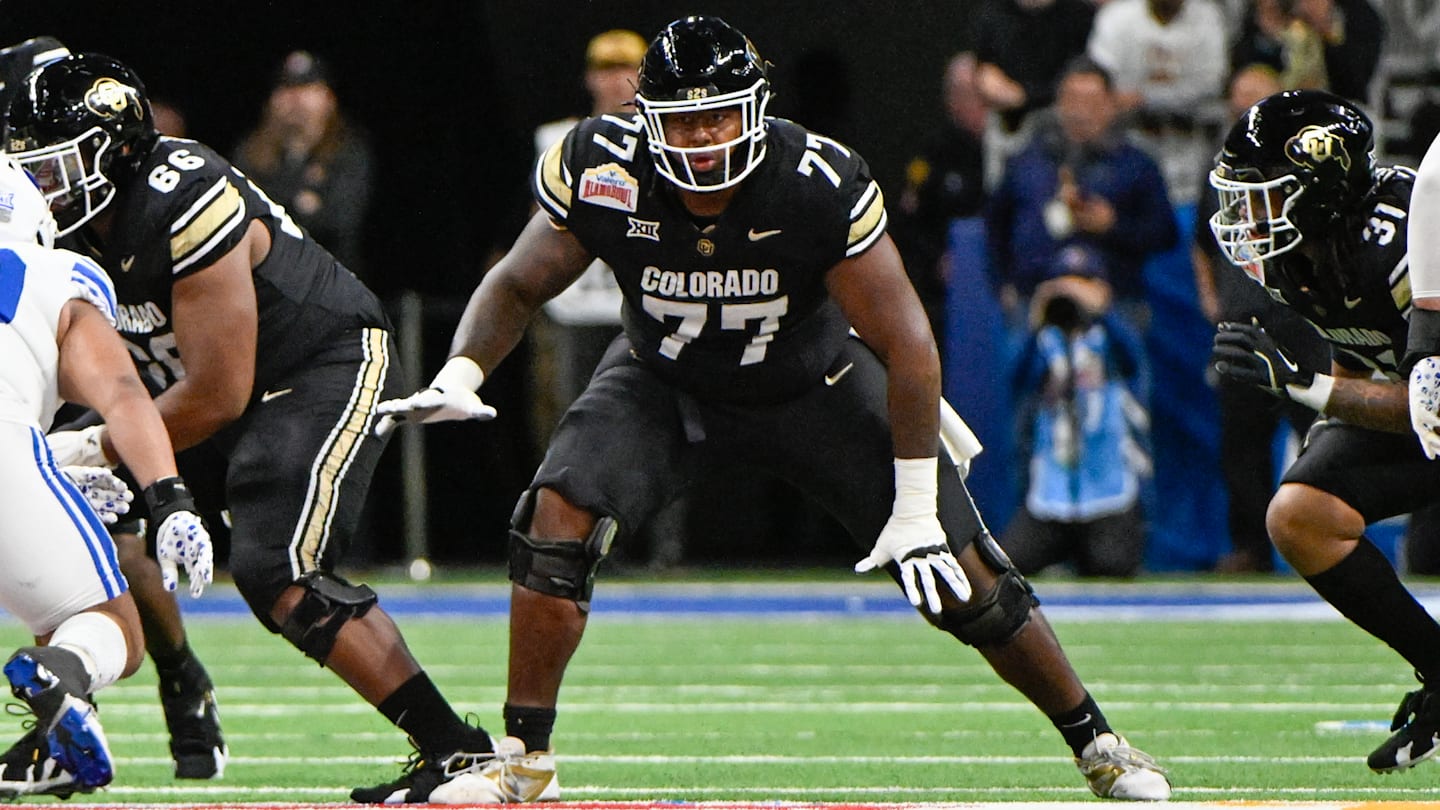 Is Sark and Texas still in the hunt for 5-star OT Jordan Seaton?