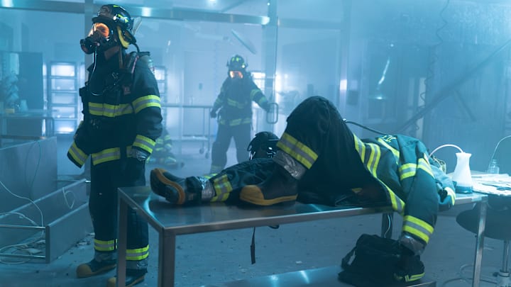 9-1-1 - "Lab Rats" - Athena and Buck are in a race against time to rescue the rest of the 118 following the fire in the bio lab. THURSDAY, APRIL 17 (THURSDAY, APRIL 17) on ABC. 