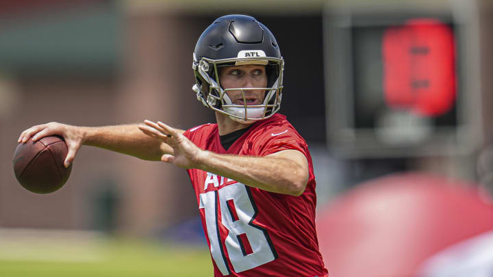 Quarterback Kirk Cousins has wasted no time delivering on the Atlanta Falcons' seven-figure investment. Quarterback Kirk Cousins has wasted no time delivering on the Atlanta Falcons' seven-figure investment.