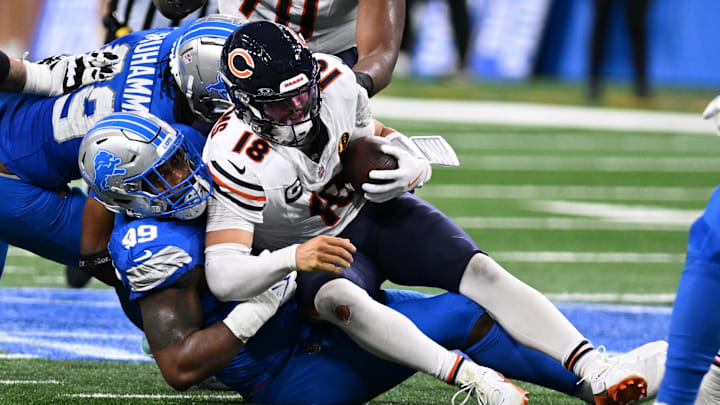 Caleb Williams is sacked by Za' Darius Smith last year against Detroit. Smith remains among the available edges players. Caleb Williams is sacked by Za' Darius Smith last year against Detroit. Smith remains among the available edges players.