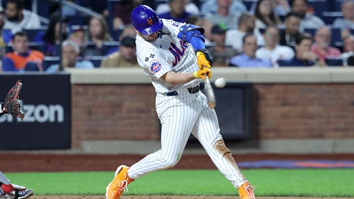 Sep 17, 2024; New York City, New York, USA; New York Mets first baseman Pete Alonso (20) hits a three run home run against the Washington Nationals during the sixth inning at Citi Field. Mandatory Credit: Brad Penner-Imagn Images Sep 17, 2024; New York City, New York, USA; New York Mets first baseman Pete Alonso (20) hits a three run home run against the Washington Nationals during the sixth inning at Citi Field. Mandatory Credit: Brad Penner-Imagn Images