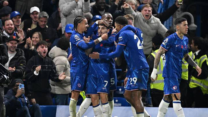 Chelsea FC v Arsenal FC - Premier League Chelsea FC v Arsenal FC - Premier League