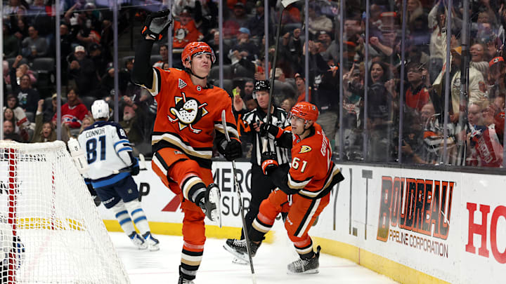 Winnipeg Jets v Anaheim Ducks Winnipeg Jets v Anaheim Ducks