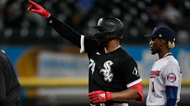 Minnesota Twins v Chicago White Sox