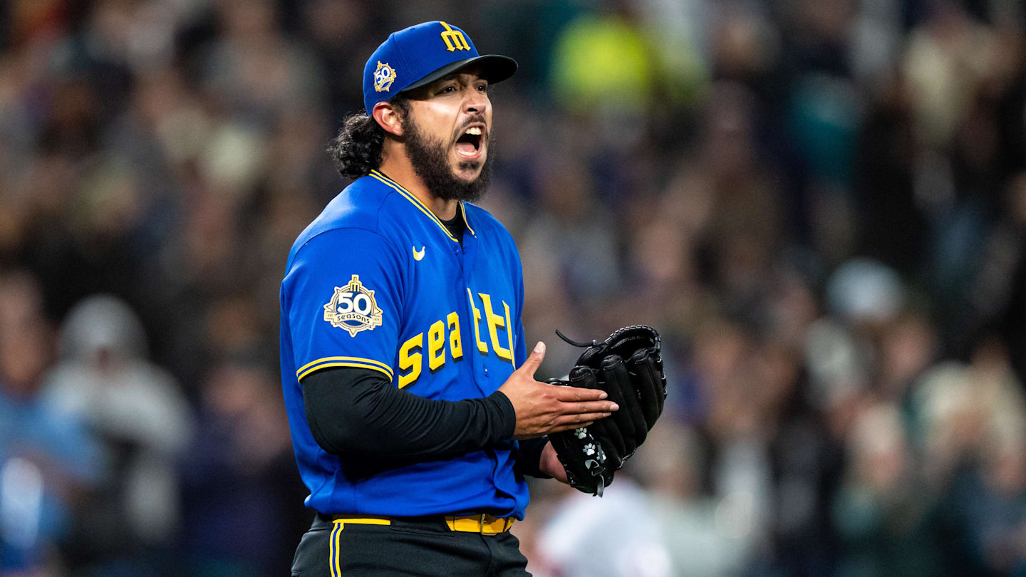 Dan Wilson’s Public Vote Of Confidence Raises Stakes For Andrés Muñoz And Mariners
