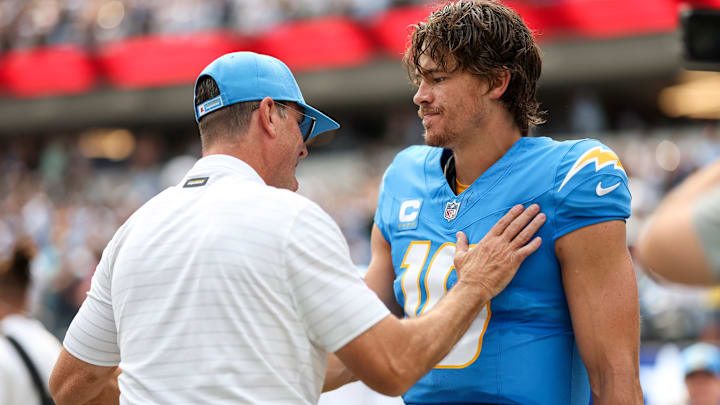 Raiders Chargers Football