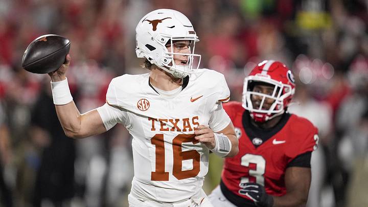 Nov 15, 2025; Athens, Georgia, USA; Texas Longhorns quarterback Arch Manning (16) looks to make a pass during the first half against the Georgia Bulldogs at Sanford Stadium. Mandatory Credit: Dale Zanine-Imagn Images Nov 15, 2025; Athens, Georgia, USA; Texas Longhorns quarterback Arch Manning (16) looks to make a pass during the first half against the Georgia Bulldogs at Sanford Stadium. Mandatory Credit: Dale Zanine-Imagn Images