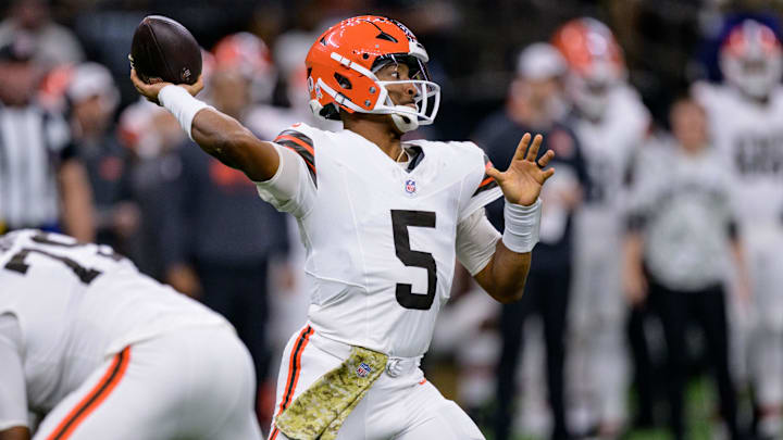 Nov 17, 2024; New Orleans, Louisiana, USA;  Cleveland Browns quarterback Jameis Winston (5) throws against the New Orleans Saints at Caesars Superdome. 