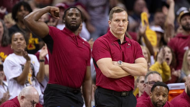 Iowa State takes on Baylor in a Top 25 Big 12 showdown on Saturday afternoon.