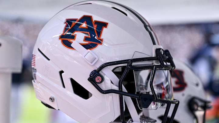 The Auburn Tigers are looking for a third top-10 recruiting class in Hugh Freeze's third season.