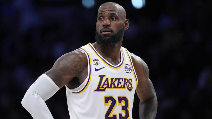 Los Angeles Lakers forward LeBron James (23) reacts (Mandatory Credit: Kirby Lee-Imagn Images)