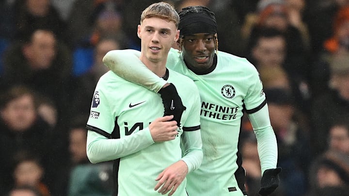 Luton Town v Chelsea FC - Premier League