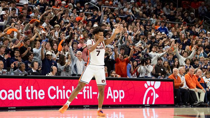 Auburn Tigers forward Keyshawn Hall (7) entered the transfer portal after being granted a fifth year of eligibility earlier this month. Auburn Tigers forward Keyshawn Hall (7) entered the transfer portal after being granted a fifth year of eligibility earlier this month.