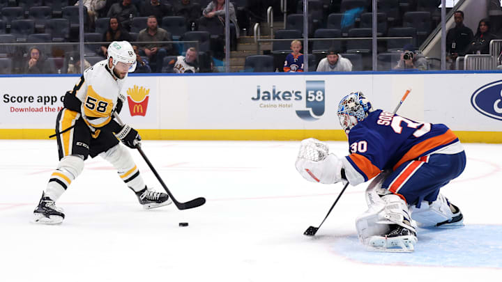 Pittsburgh Penguins v New York Islanders
