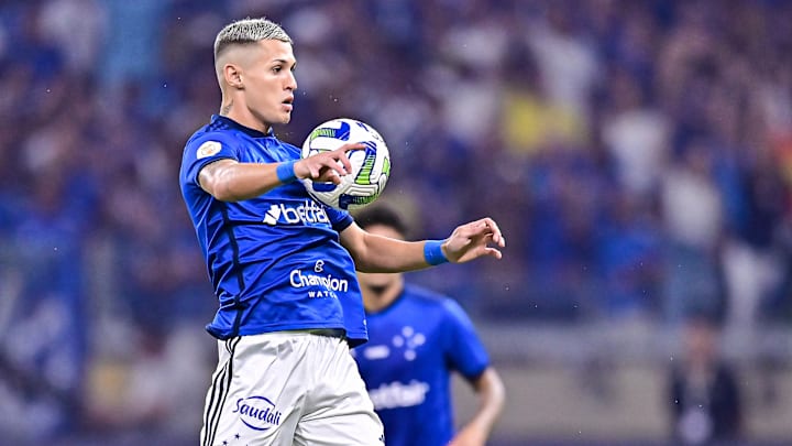 Mateus Vital está de saída do Cruzeiro Mateus Vital está de saída do Cruzeiro