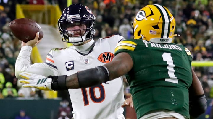 Green Bay Packers defensive end Micah Parsons (1) pressures Chicago Bears quarterback Caleb Williams (18) on Sunday, December 7, 2025, at Lambeau Field in Green Bay, Wis. The Packers defeated the Bears 28-21.
Wm. Glasheen USA TODAY NETWORK-Wisconsin