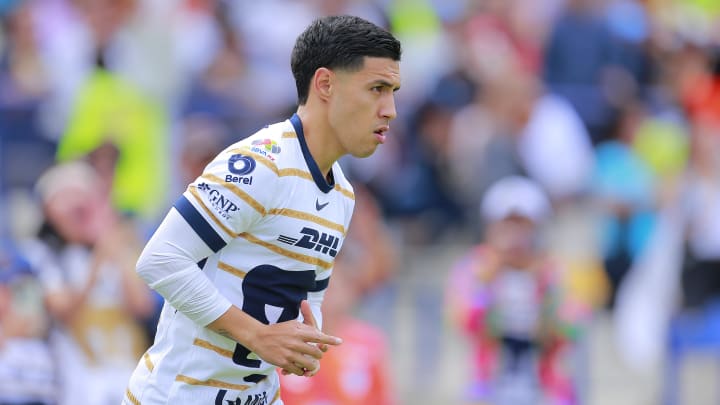 Leo Suárez salió lesionado del partido entre Pumas y Pachuca Leo Suárez salió lesionado del partido entre Pumas y Pachuca