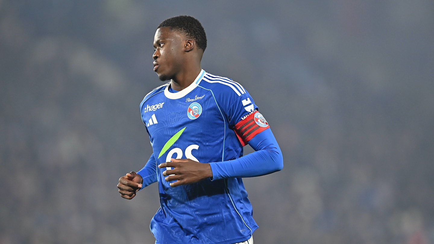 Chelsea make Champions League squad decision as player axed for Mamadou Sarr return