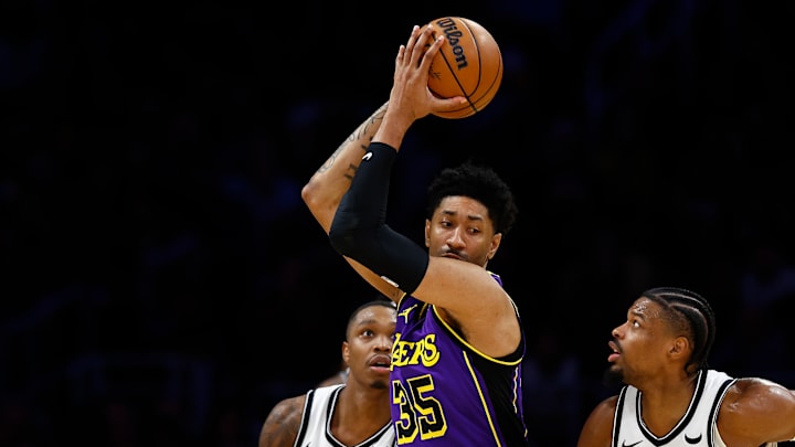 Brooklyn Nets v Los Angeles Lakers