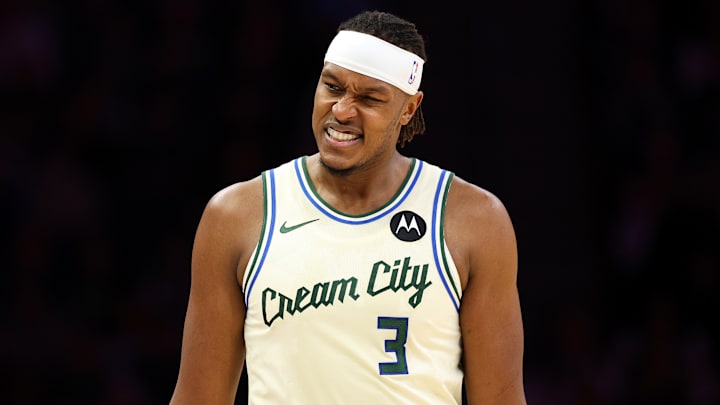 Milwaukee Bucks v Minnesota Timberwolves