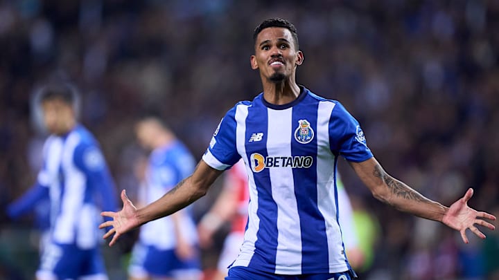 FC Porto v Arsenal FC: Round of 16 First Leg - UEFA Champions League 2023/24