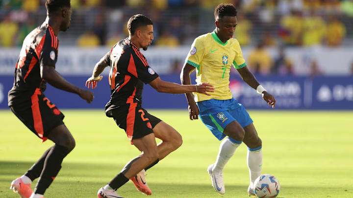 Brasil e Colômbia se enfrentam pelas Eliminatórias