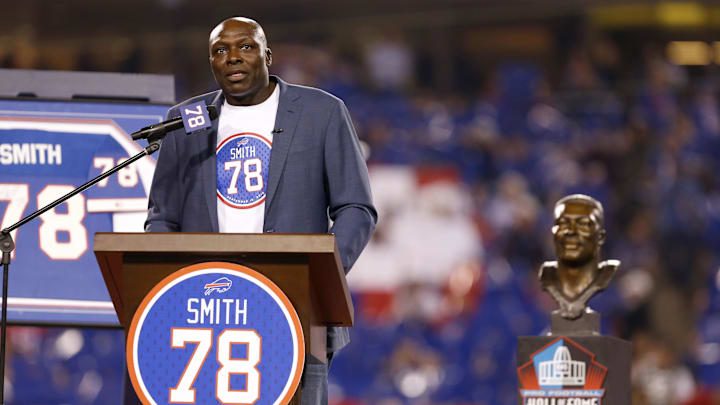 Buffalo Bills former player Bruce Smith speaks as his number is retired in a ceremony during halftime against the New York Jets at New Era Field. Buffalo Bills former player Bruce Smith speaks as his number is retired in a ceremony during halftime against the New York Jets at New Era Field.
