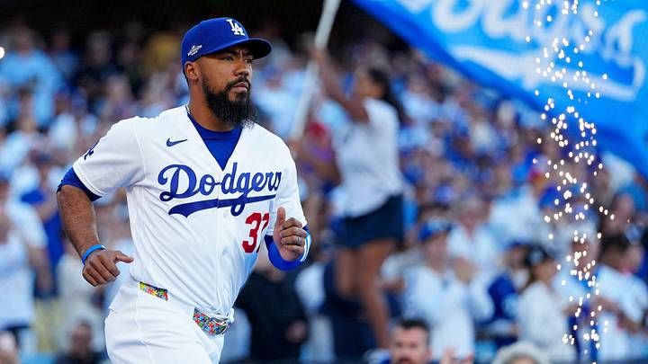 Championship Series - Milwaukee Brewers v Los Angeles Dodgers - Game 3