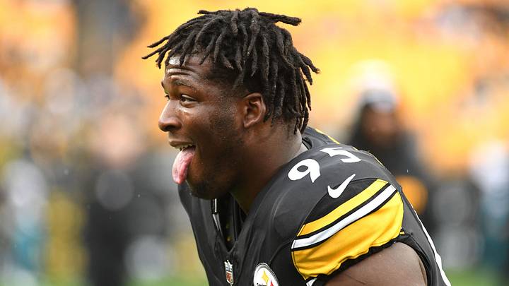 Pittsburgh Steelers defensive tackle Keeanu Benton