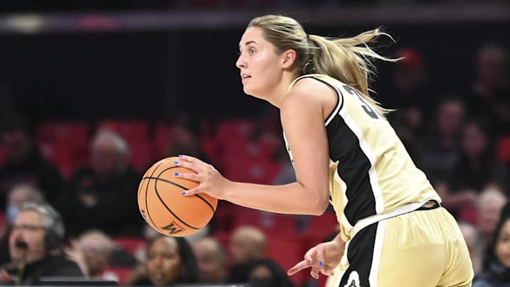 Purdue Boilermakers guard Madison Layden (33) looks up the court