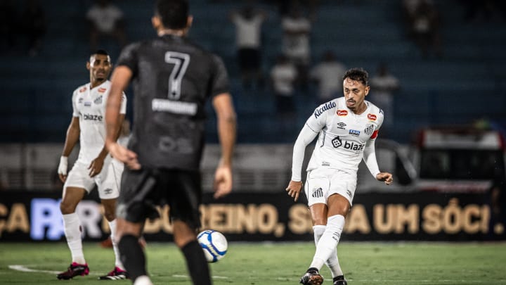 Santos e Mirassol disputam a liderança da Série B Santos e Mirassol disputam a liderança da Série B