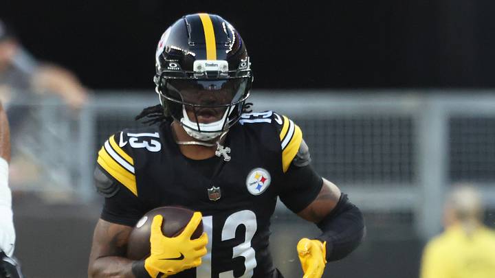 Aug 21, 2026; Pittsburgh, Pennsylvania, USA; Pittsburgh Steelers running back Rico Dowdle (13) runs the ball against the New York Jets during the second quarter at Acrisure Stadium. Mandatory Credit: Charles LeClaire-Imagn Images Aug 21, 2026; Pittsburgh, Pennsylvania, USA; Pittsburgh Steelers running back Rico Dowdle (13) runs the ball against the New York Jets during the second quarter at Acrisure Stadium. Mandatory Credit: Charles LeClaire-Imagn Images