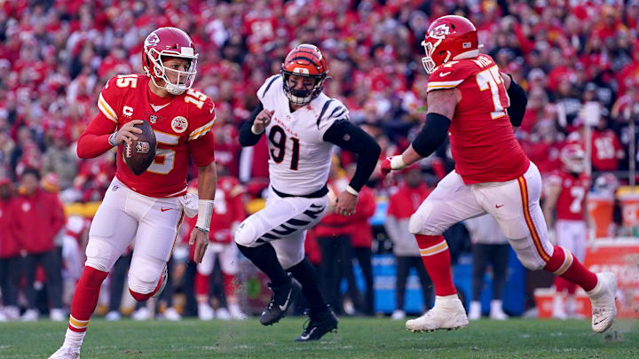 Kansas City Chiefs quarterback Patrick Mahomes (15) runs out of the pocket in the second quarter