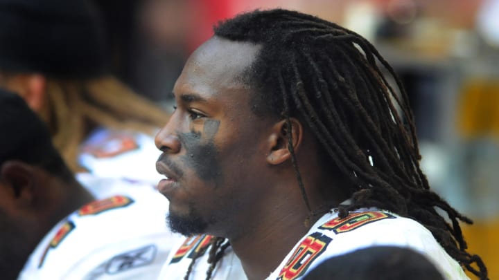 Nov. 25, 2007; Glendale, AZ, USA; San Francisco 49ers tight end Vernon Davis (85) against the Arizona Cardinals at University of Phoenix Stadium. The 49ers defeated the Cardinals 37-31 in overtime. Mandatory Credit: Mark J. Rebilas-USA TODAY Sports Nov. 25, 2007; Glendale, AZ, USA; San Francisco 49ers tight end Vernon Davis (85) against the Arizona Cardinals at University of Phoenix Stadium. The 49ers defeated the Cardinals 37-31 in overtime. Mandatory Credit: Mark J. Rebilas-USA TODAY Sports