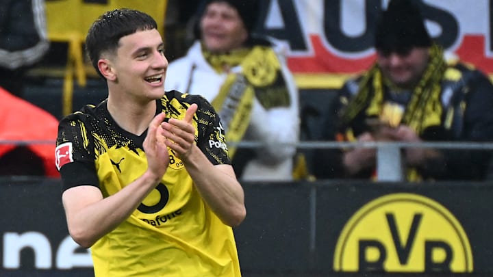 Luca Reggiani bleibt beim BVB Luca Reggiani bleibt beim BVB