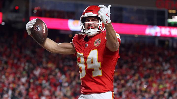 Jan 26, 2025; Kansas City, MO, USA; Kansas City Chiefs wide receiver Justin Watson (84) reacts after making a catch for a two point conversion against the Buffalo Bills during the second half in the AFC Championship game at GEHA Field at Arrowhead Stadium. Mandatory Credit: Mark J. Rebilas-Imagn Images Jan 26, 2025; Kansas City, MO, USA; Kansas City Chiefs wide receiver Justin Watson (84) reacts after making a catch for a two point conversion against the Buffalo Bills during the second half in the AFC Championship game at GEHA Field at Arrowhead Stadium. Mandatory Credit: Mark J. Rebilas-Imagn Images