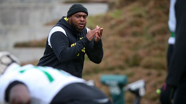 Oregon offensive line coach and five-star commit Immanuel Iheanacho posted intriguing hints on social media Sunday, indicating another Duck commit and a Top Five class was on the way.