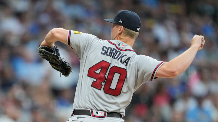 Atlanta Braves v Milwaukee Brewers